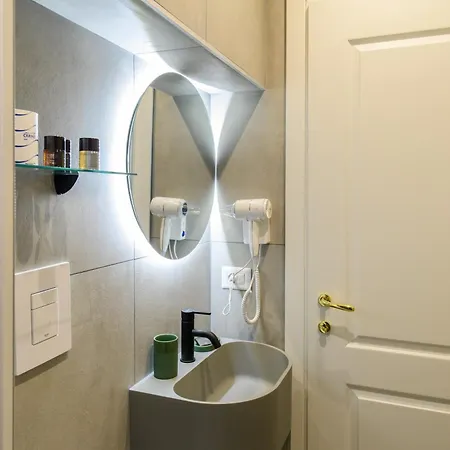 Konukevi Salvator Napoli